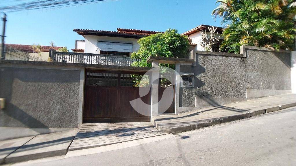 Casa à venda com 4 quartos, 244m² - Jardim Icaraí,Niterói