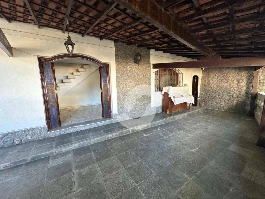  - Casa à venda, 162 m² por R$ 460.000,00 - Santa Rosa - Niterói/RJ