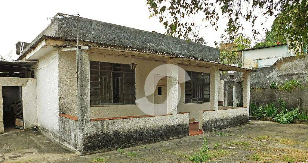 Casa à venda com 3 quartos, 139m² - Badu,Niterói