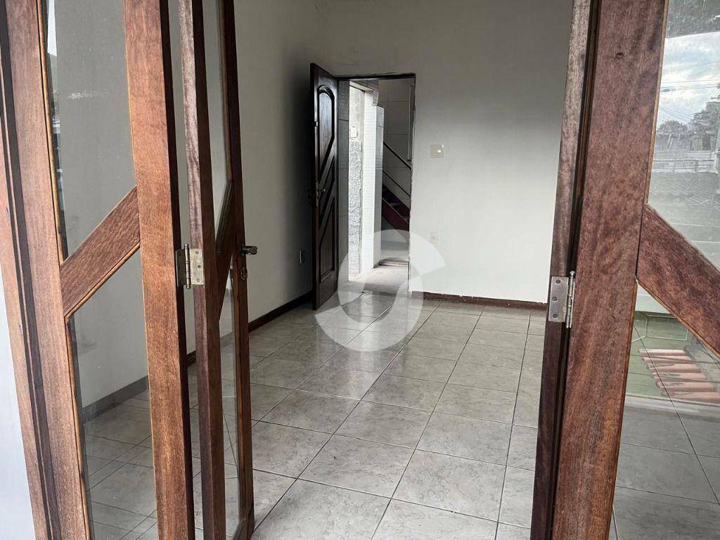 Casa à venda com 4 quartos, 270m² - Fonseca,Niterói