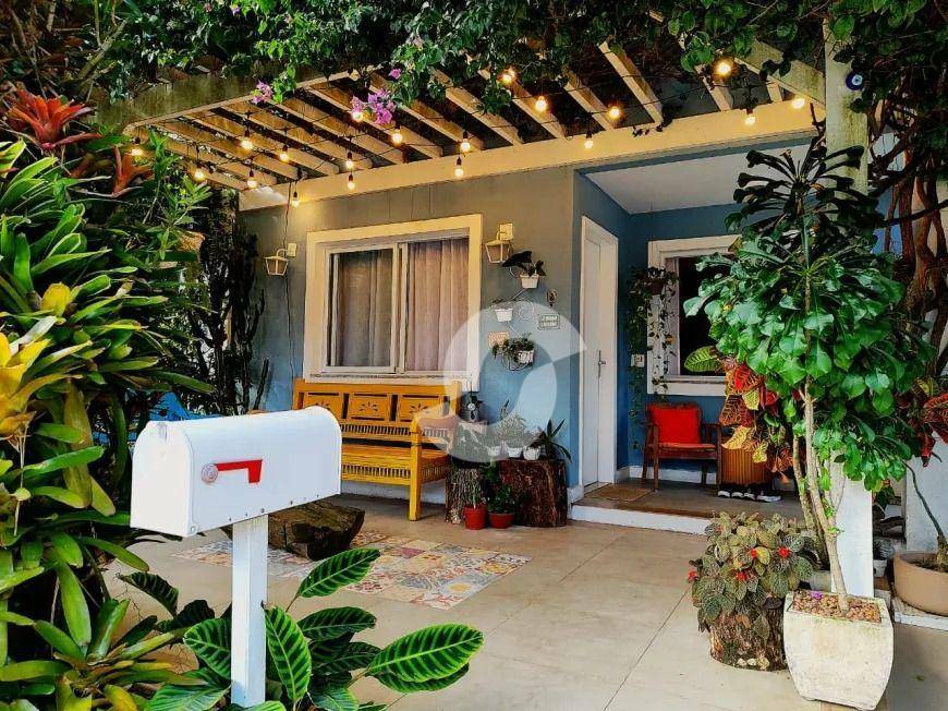 Casa à venda com 4 quartos, 140m² - Pendotiba,Niterói