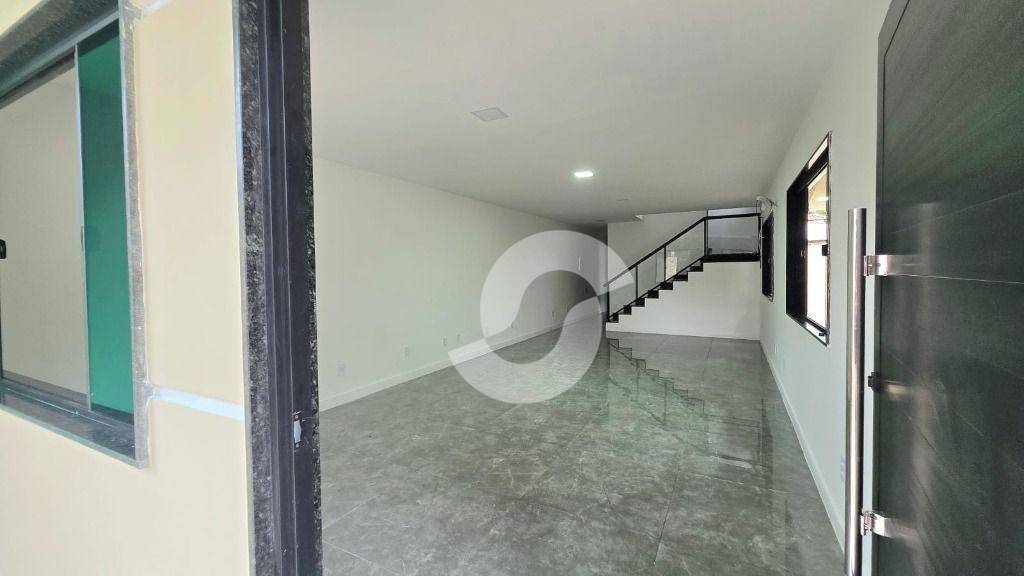 Casa à venda com 3 quartos, 300m² - São Francisco,Niterói