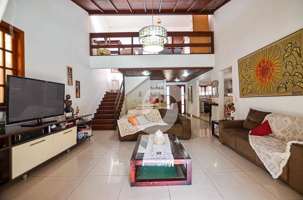  - Casa com 5 dormitórios à venda, 228 m² por R$ 980.000,00 - Maravista - Niterói/RJ