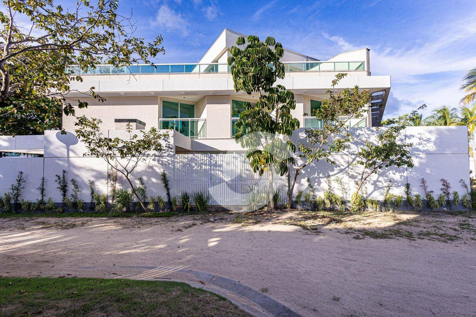 Casa à venda com 4 quartos, 400m² - Camboinhas,Niterói