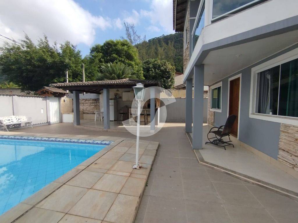  - Casa à venda, 361 m² por R$ 898.000,00 - Piratininga - Niterói/RJ