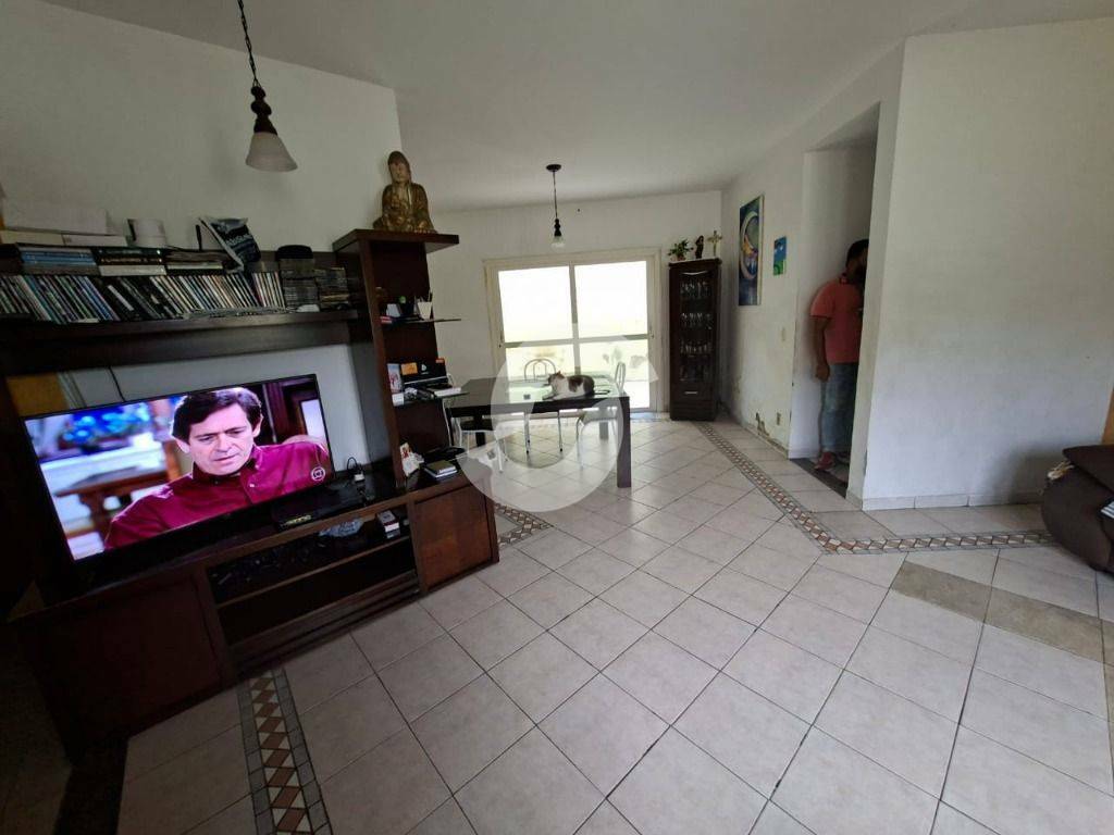 Casa à venda com 1 quarto, 180m² - Santo Antônio,Niterói