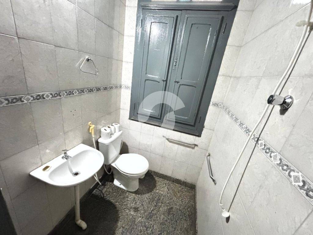 Casa à venda com 3 quartos, 150m² - São Domingos,Niterói