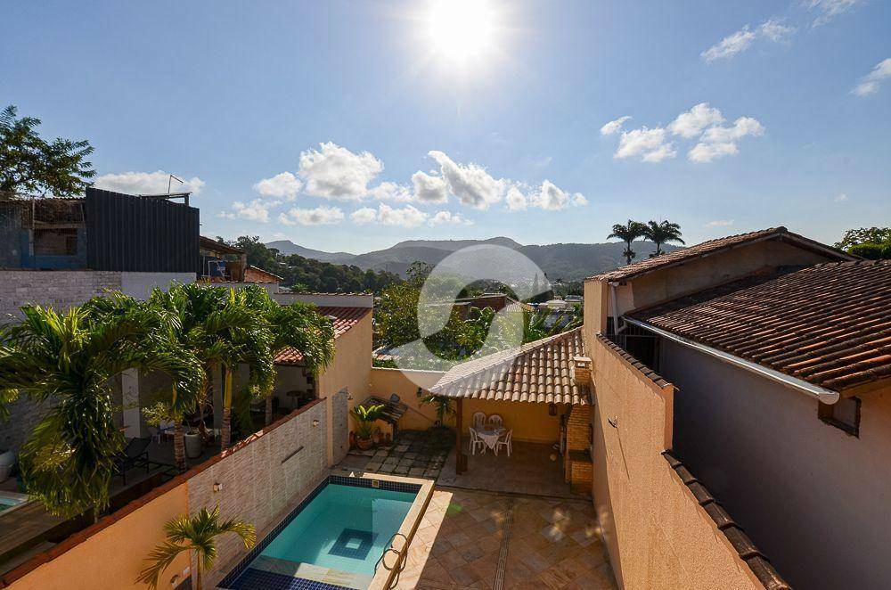  - Casa com 3 dormitórios à venda, 131 m² por R$ 698.000,00 - Engenho do Mato - Niterói/RJ