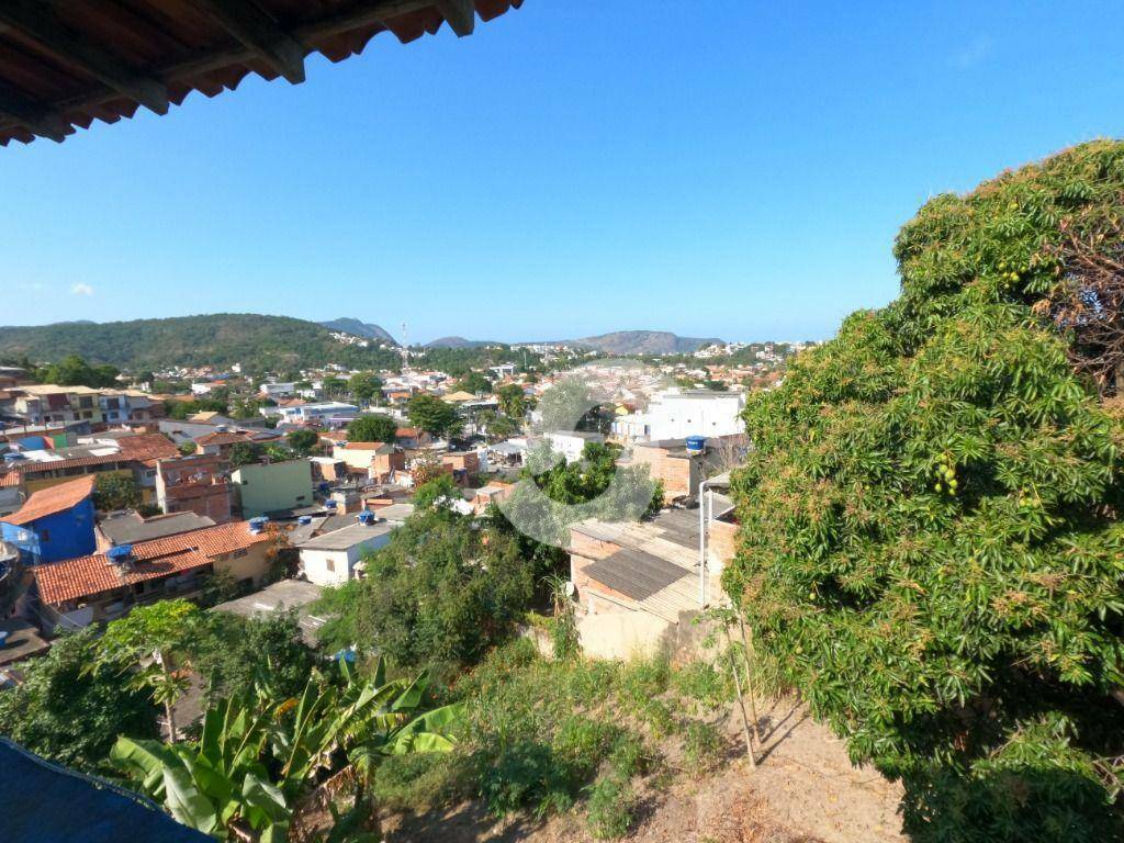 Casa à venda com 3 quartos, 320m² - Piratininga,Niterói