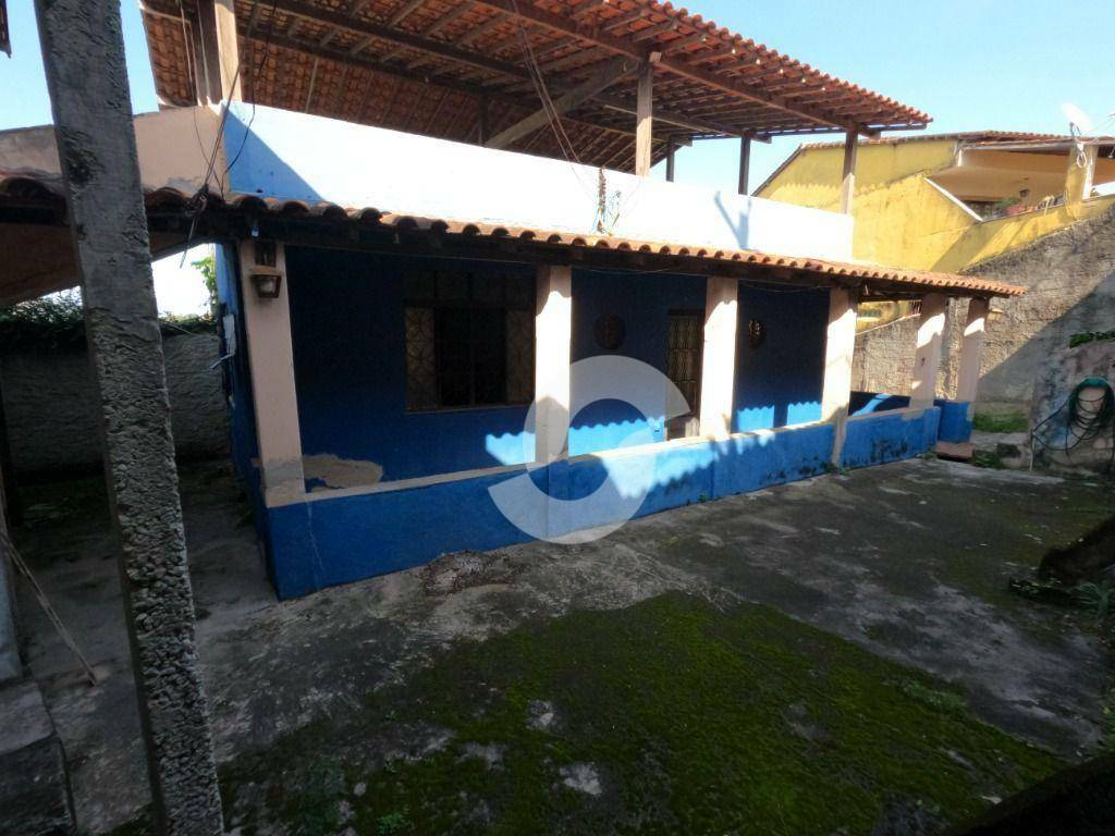 Casa à venda com 3 quartos, 320m² - Piratininga,Niterói