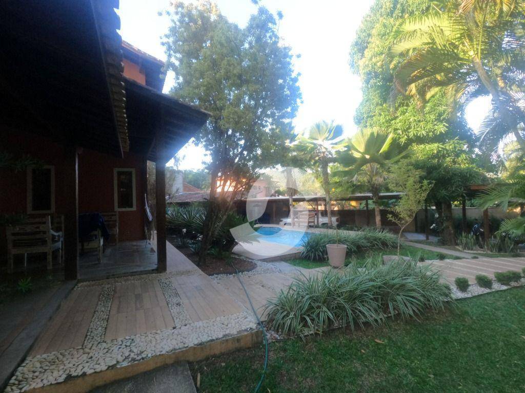 Casa à venda com 3 quartos, 610m² - Serra Grande,Niterói