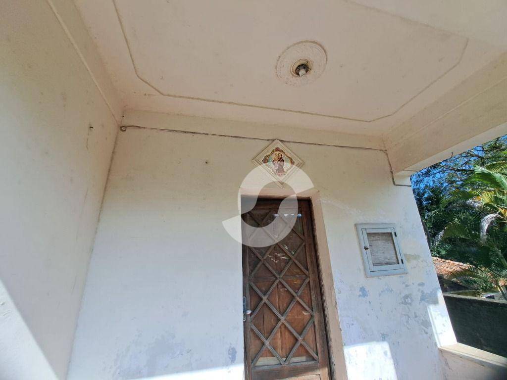 Casa à venda com 3 quartos, 100m² - São Francisco,Niterói