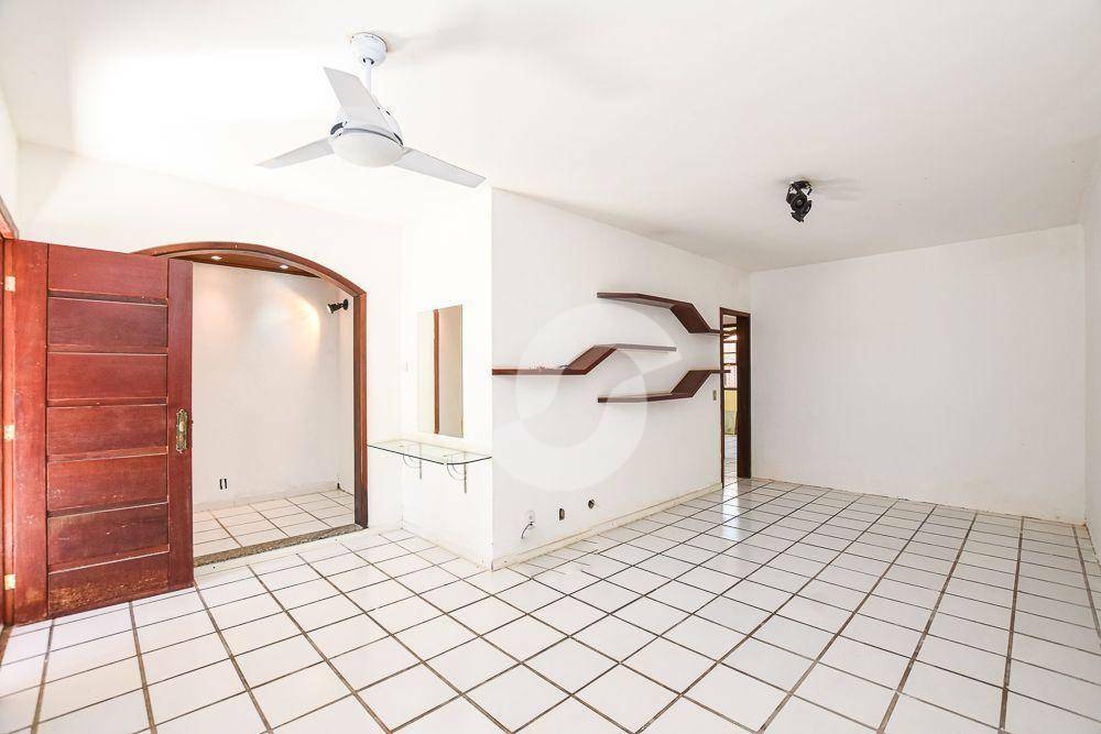 Casa à venda com 4 quartos, 135m² - Serra Grande,Niterói