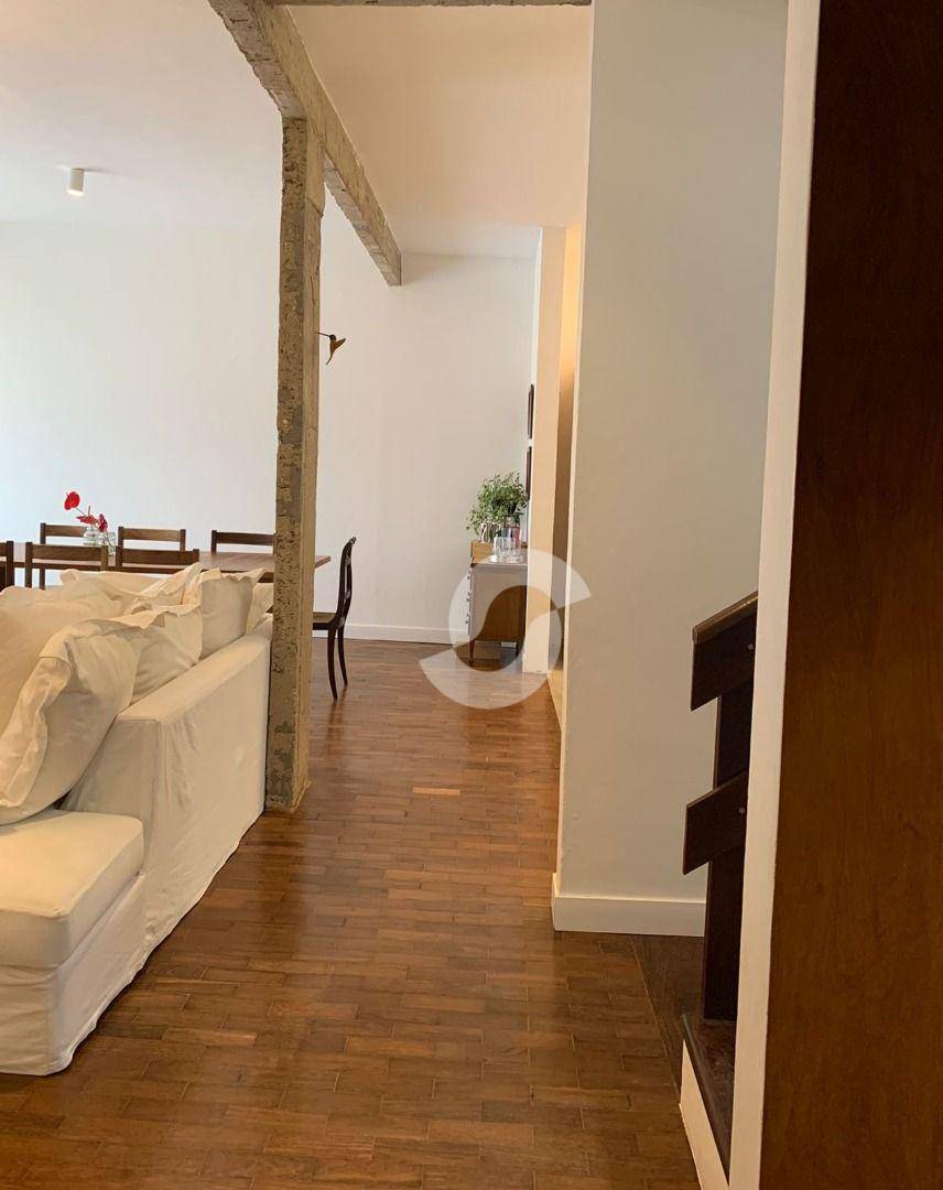  - Casa com 4 dormitórios à venda, 230 m² por R$ 1.990.000,00 - Santa Rosa - Niterói/RJ