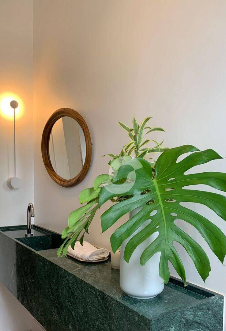 Casa à venda com 4 quartos, 230m² - Santa Rosa,Niterói