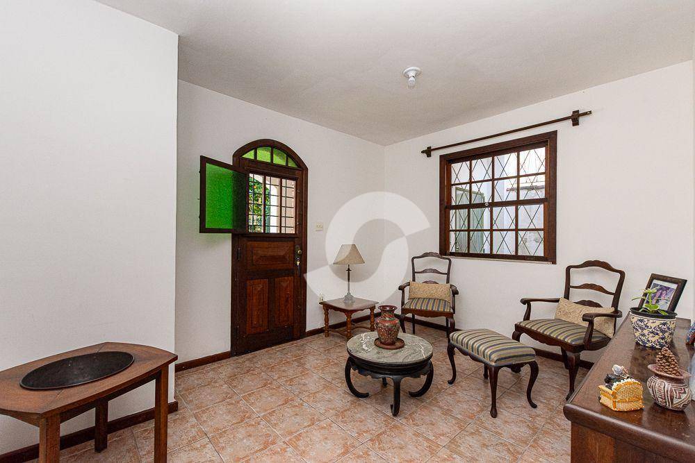 Casa à venda com 3 quartos, 204m² - São Francisco,Niterói