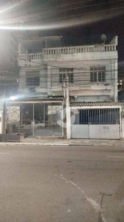 Casa à venda com 5 quartos, 217m² - Icaraí,Niterói