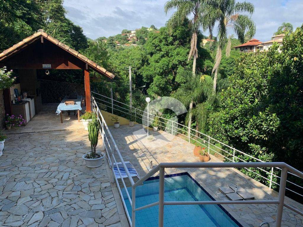 Casa à venda com 4 quartos, 278m² - Badu,Niterói