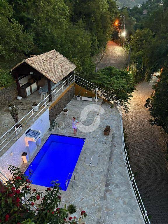  - Casa com 4 dormitórios à venda, 278 m² por R$ 1.300.000,00 - Badu - Niterói/RJ