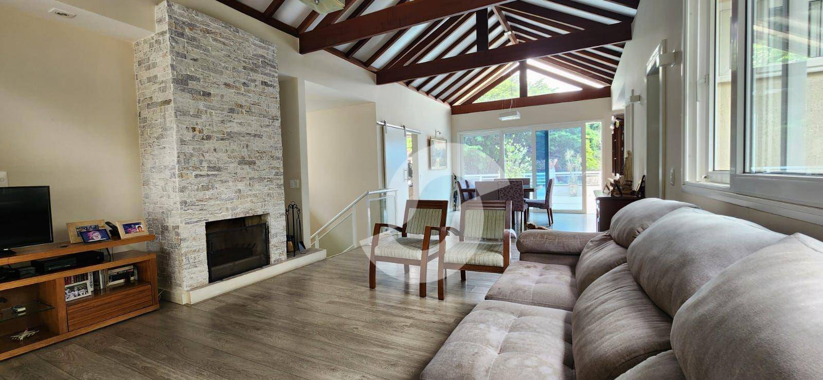 Casa à venda com 4 quartos, 200m² - Vila Progresso,Niterói
