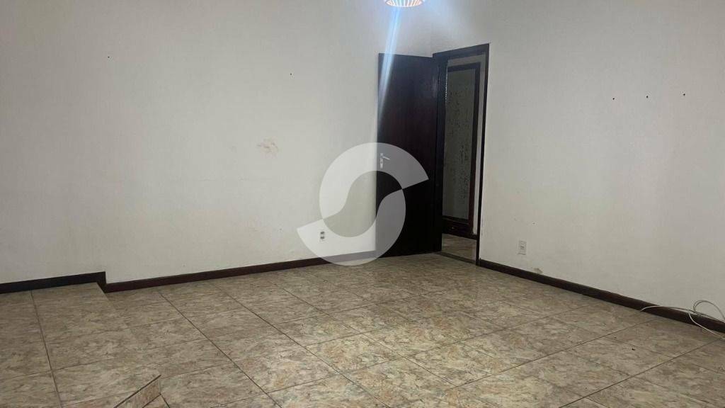 Casa à venda com 3 quartos, 110m² - Itaipu,Niterói