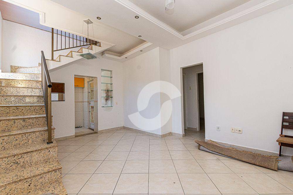 Casa à venda com 3 quartos, 140m² - Ingá,Niterói