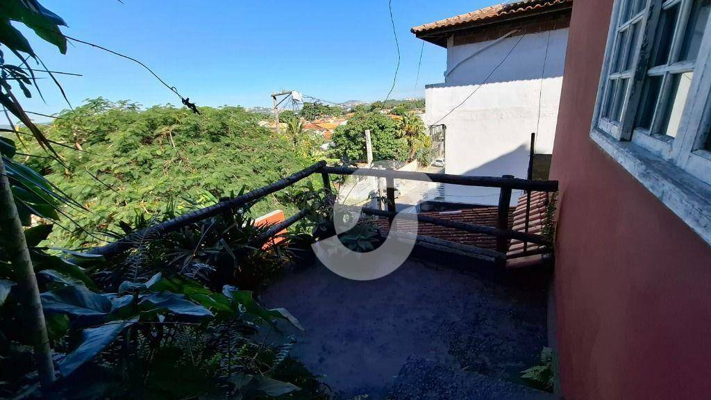 Casa à venda com 2 quartos, 95m² - Cafubá,Niterói