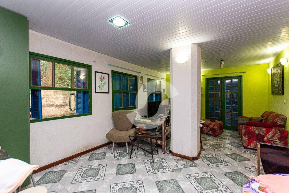  - Casa com 2 dormitórios à venda, 180 m² por R$ 750.000,00 - Engenho do Mato - Niterói/RJ