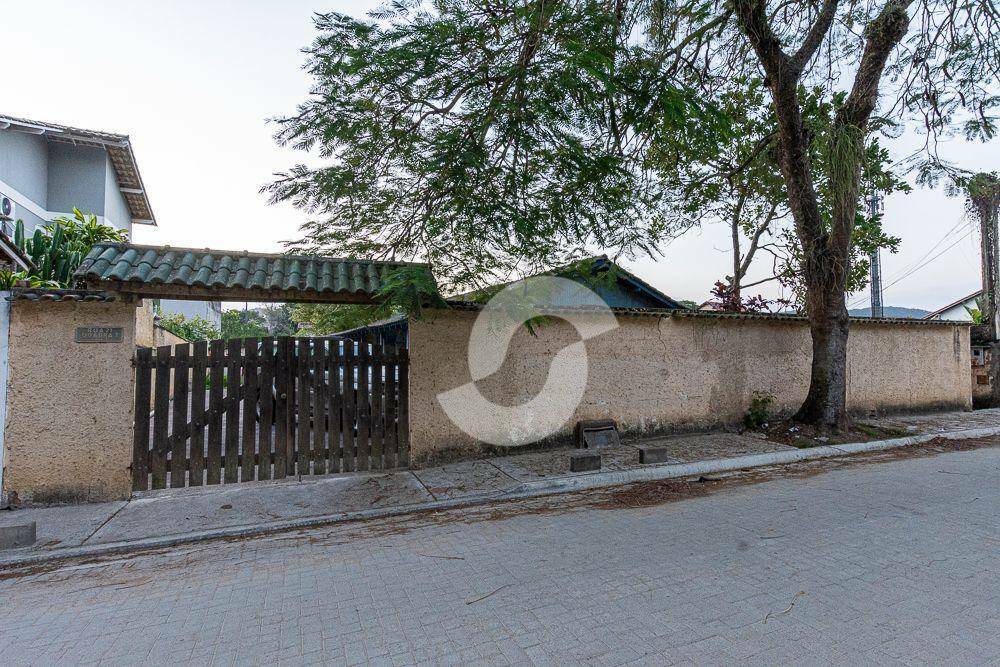 Casa à venda com 2 quartos, 180m² - Engenho do Mato,Niterói
