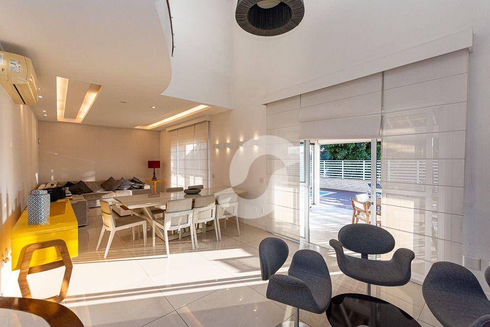 Casa à venda com 3 quartos, 271m² - Badu,Niterói