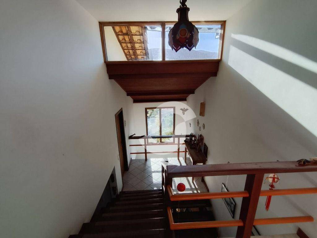  - Casa à venda, 210 m² por R$ 1.350.000,00 - Piratininga - Niterói/RJ