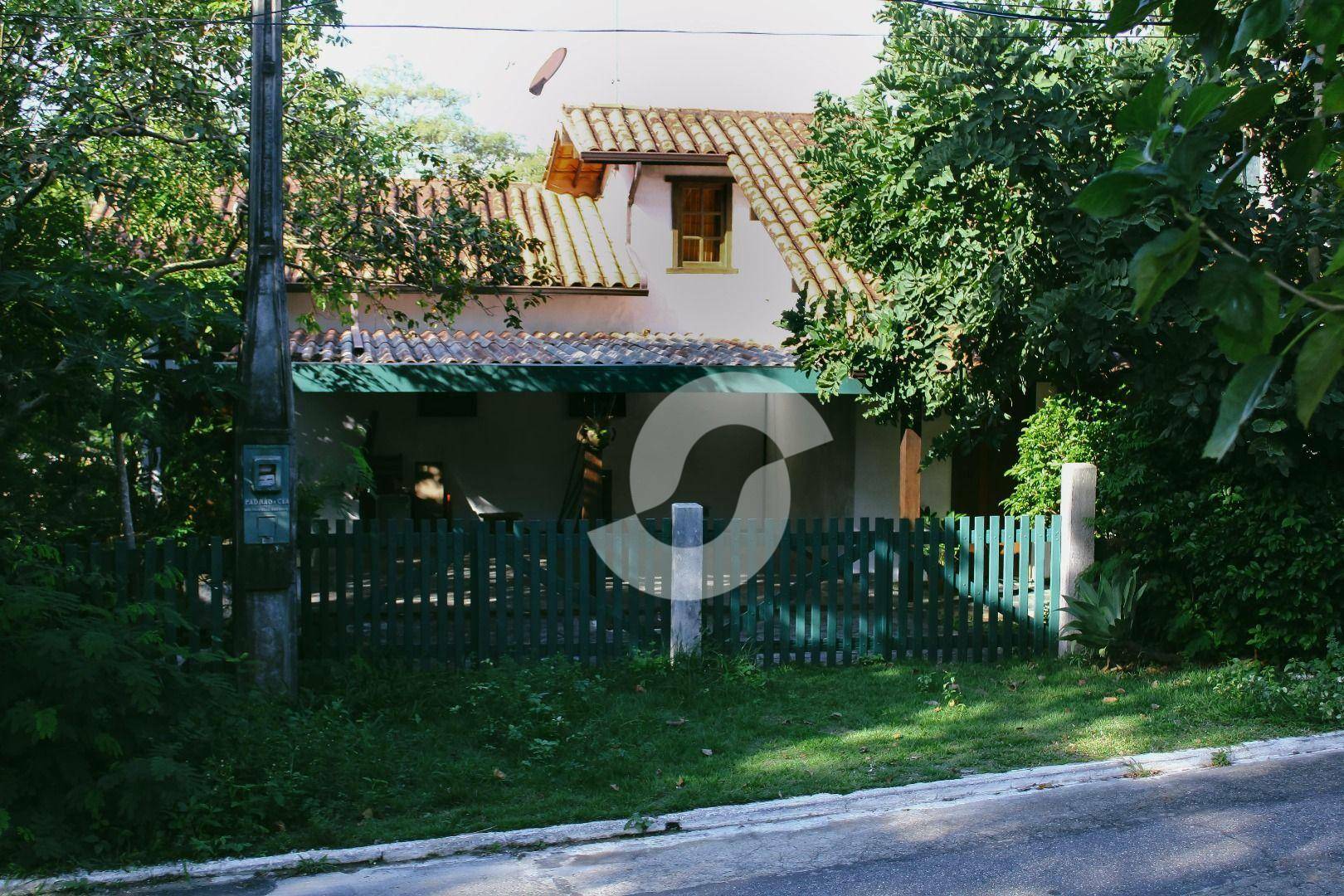Casa à venda com 3 quartos, 12m² - Maravista,Niterói