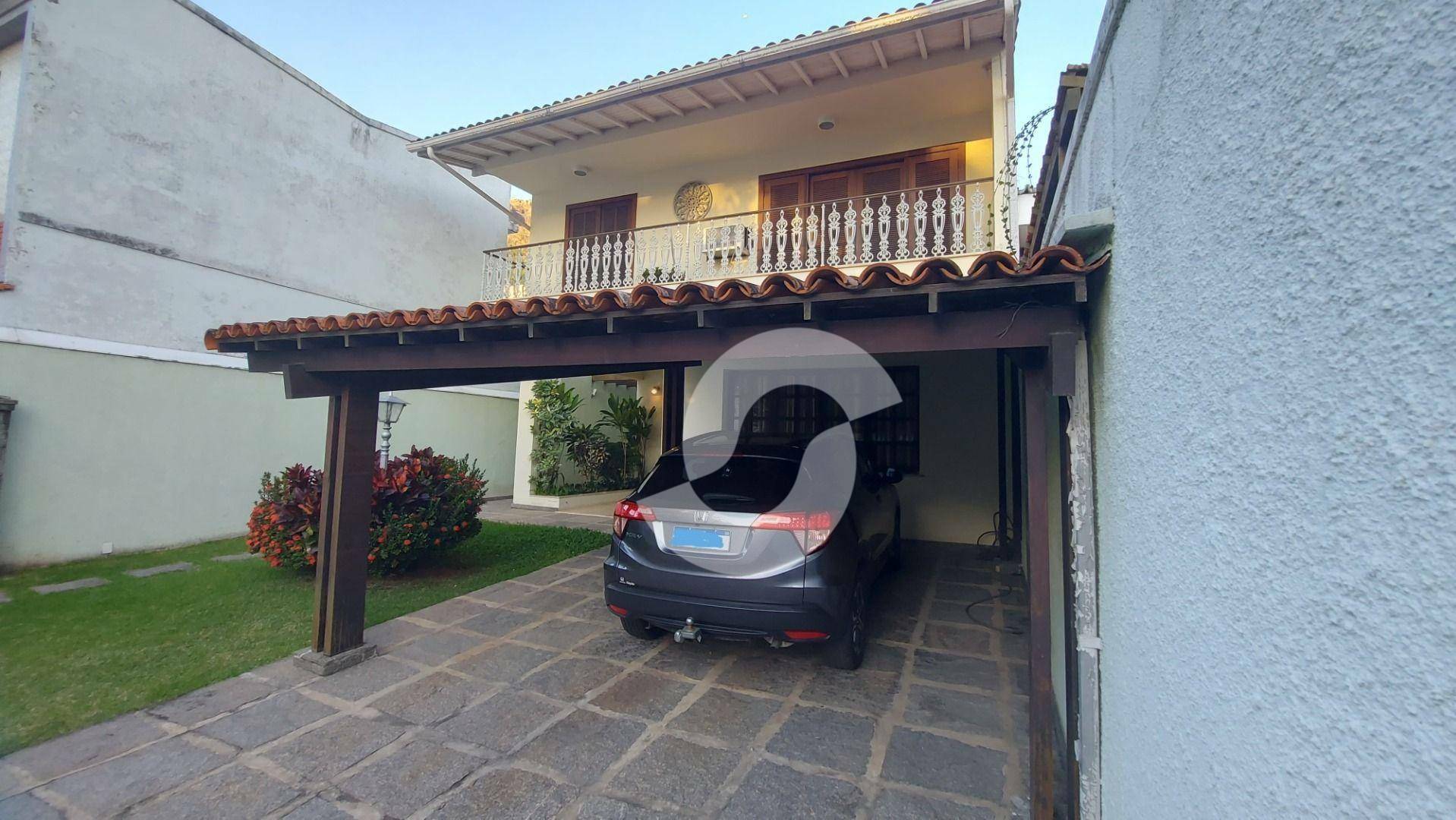  - Casa com 5 dormitórios à venda, 360 m² por R$ 2.400.000,00 - São Francisco - Niterói/RJ