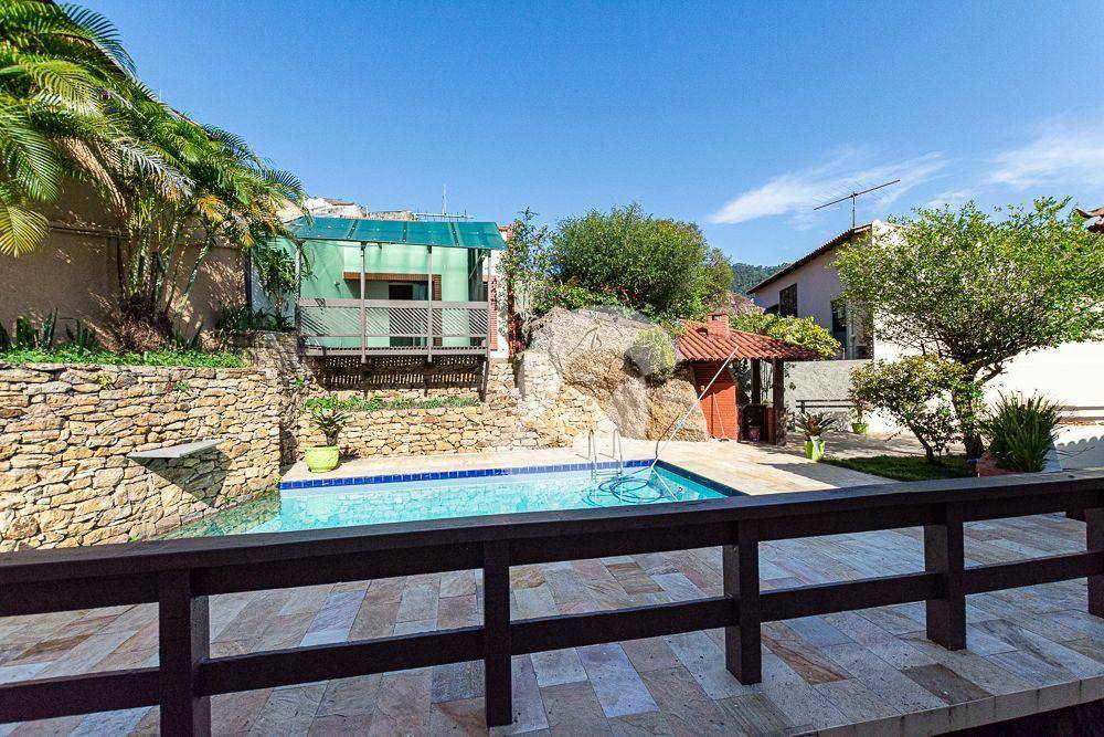  - Casa com 4 dormitórios à venda, 394 m² por R$ 1.990.000,00 - São Francisco - Niterói/RJ