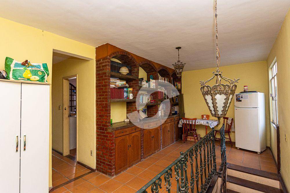Casa à venda com 7 quartos, 500m² - Centro,Niterói