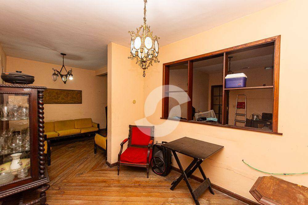 Casa à venda com 7 quartos, 500m² - Centro,Niterói