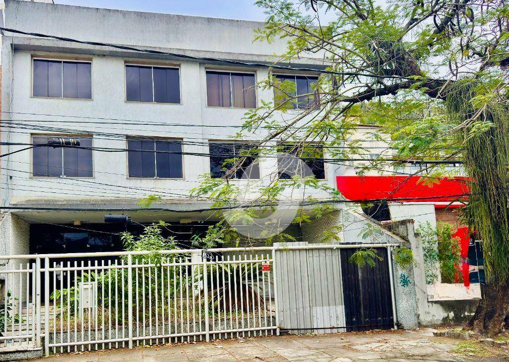 Casa à venda com 1 quarto, 600m² - São Francisco,Niterói