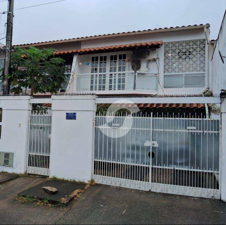 Casa à venda com 3 quartos, 145m² - Piratininga,Niterói