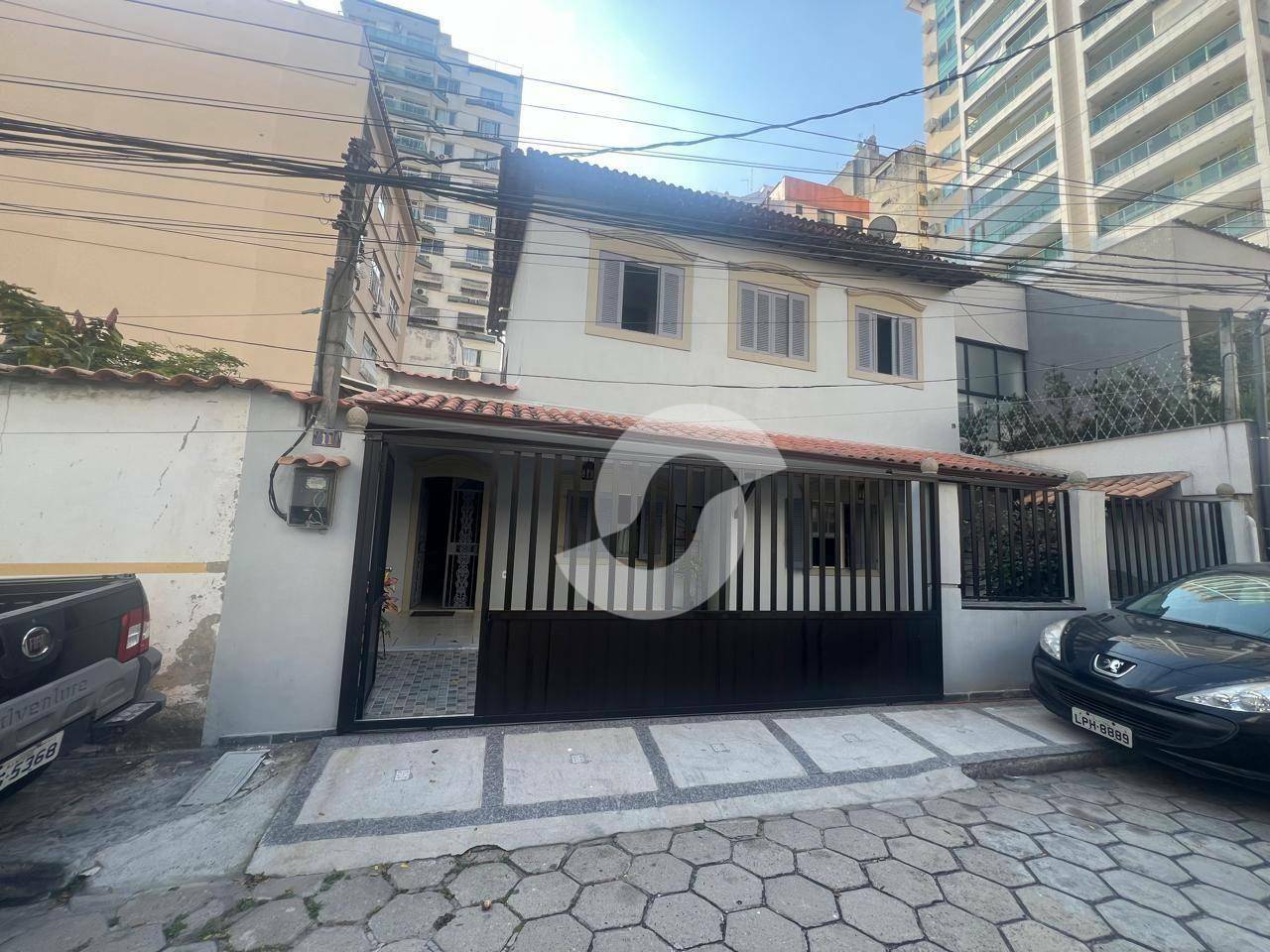 Casa à venda com 5 quartos, 257m² - Icaraí,Niterói
