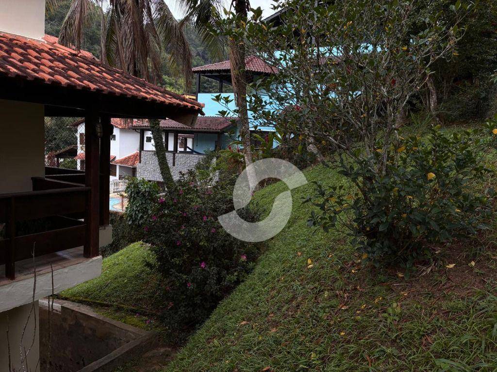  - CASA EM CONDOMINIO COM 3 QUARTOS