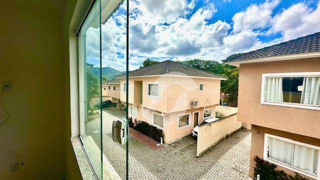 Casa à venda com 2 quartos, 67m² - Itaipu,Niterói