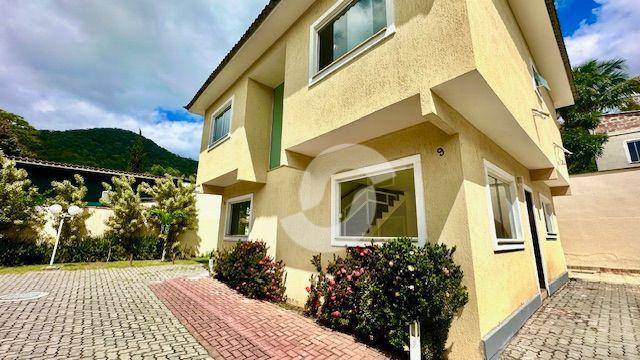 Casa à venda com 2 quartos, 67m² - Itaipu,Niterói