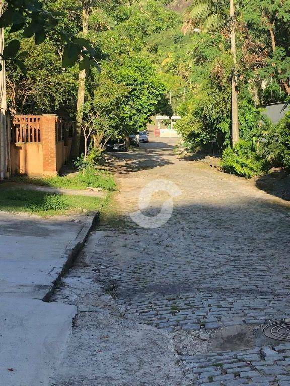 Casa à venda com 4 quartos, 160m² - Itaipu,Niterói