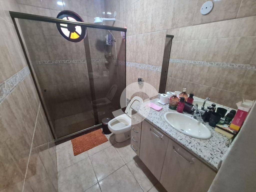 Casa à venda com 4 quartos, 200m² - Várzea das Moças,Niterói