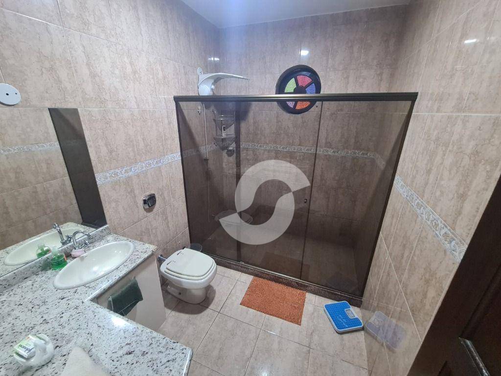  - Casa com 4 dormitórios à venda, 200 m² por R$ 650.000,00 - Várzea das Moças - Niterói/RJ