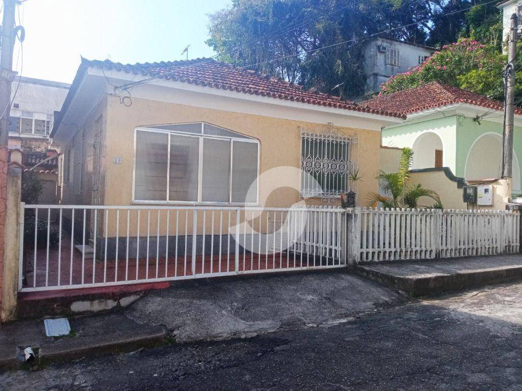 Casa à venda com 5 quartos, 110m² - Santa Rosa,Niterói