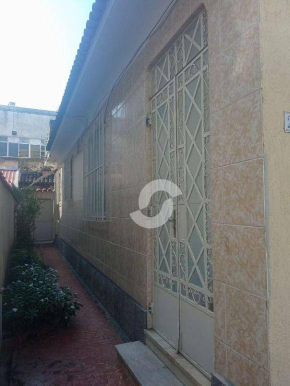 Casa à venda com 5 quartos, 110m² - Santa Rosa,Niterói