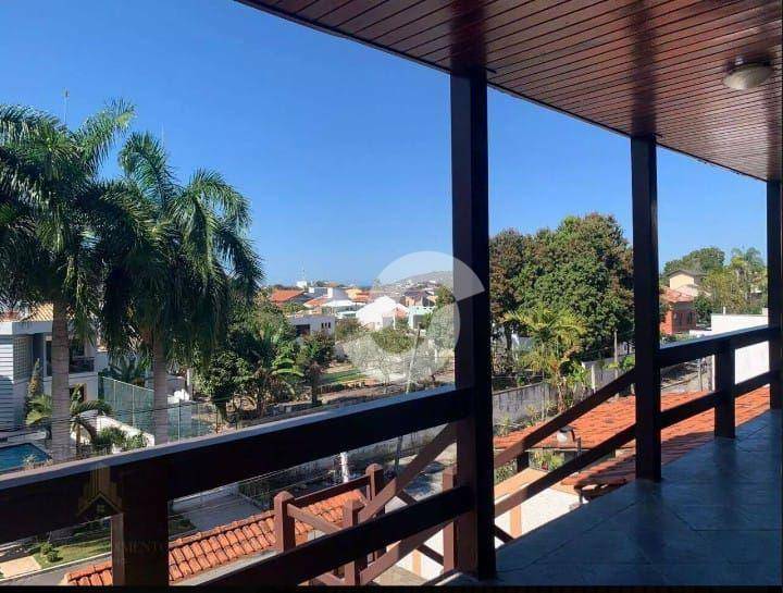 Casa à venda com 4 quartos, 380m² - Camboinhas,Niterói