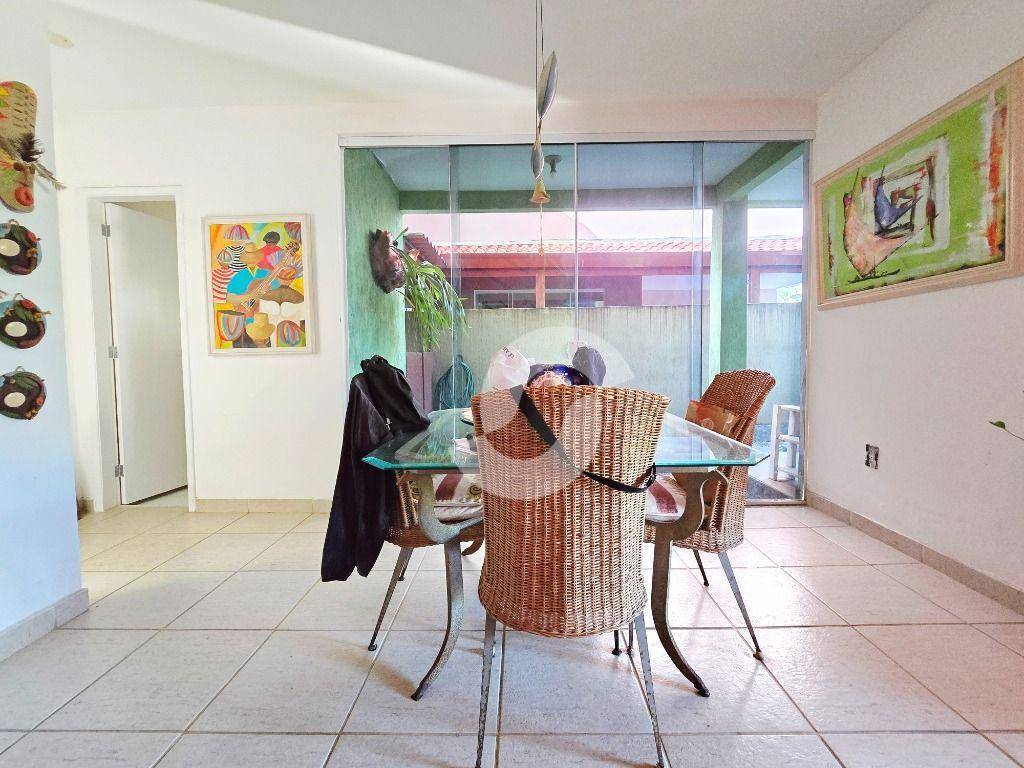  - Residencia especial no melhor ponto de Itaipú