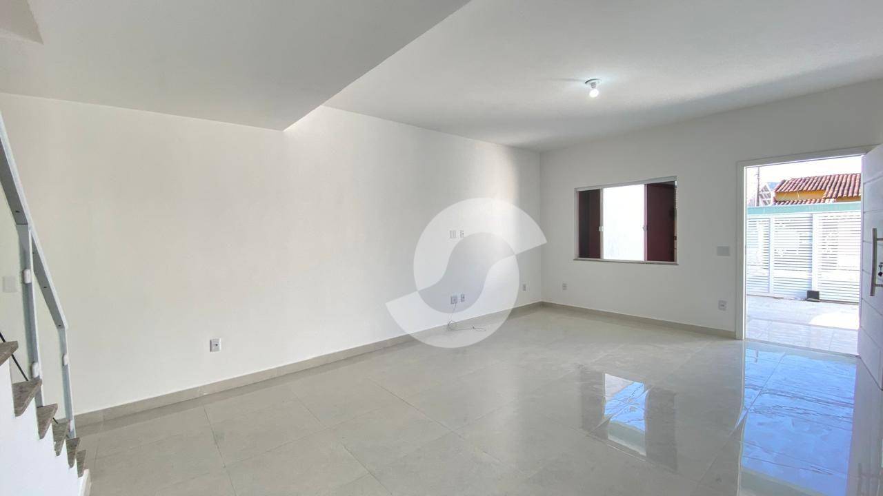 Casa à venda com 4 quartos, 181m² - Itaipu,Niterói
